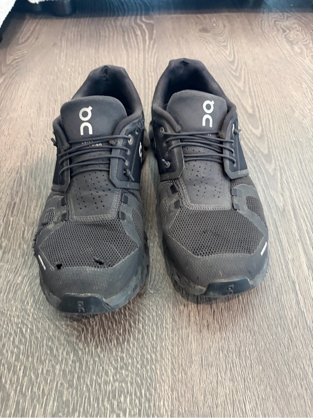 ON On Cloud 5 Running Shoes
